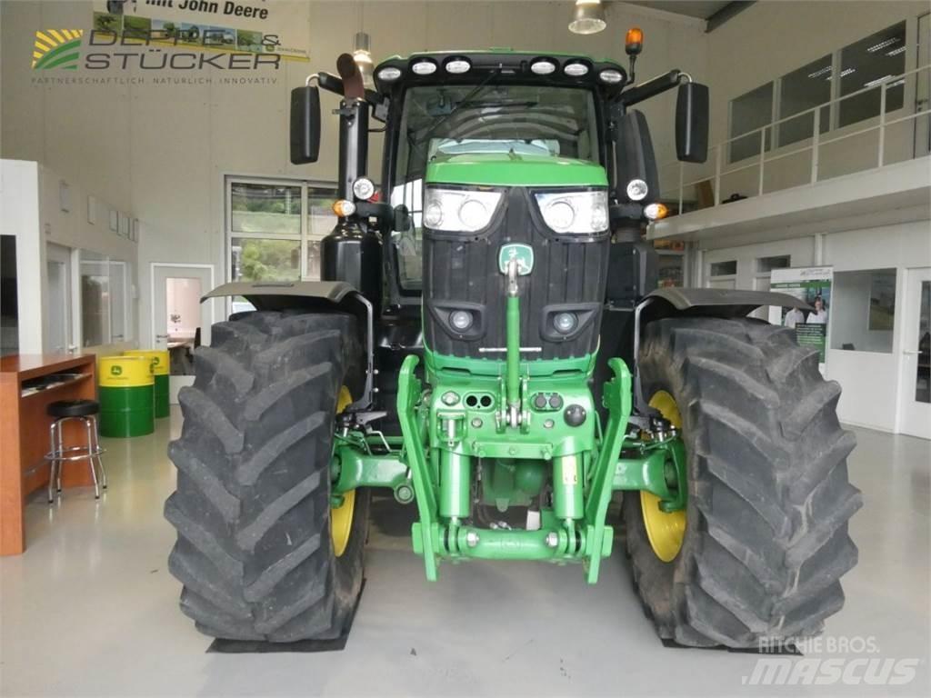 John Deere 6250R Traktoren