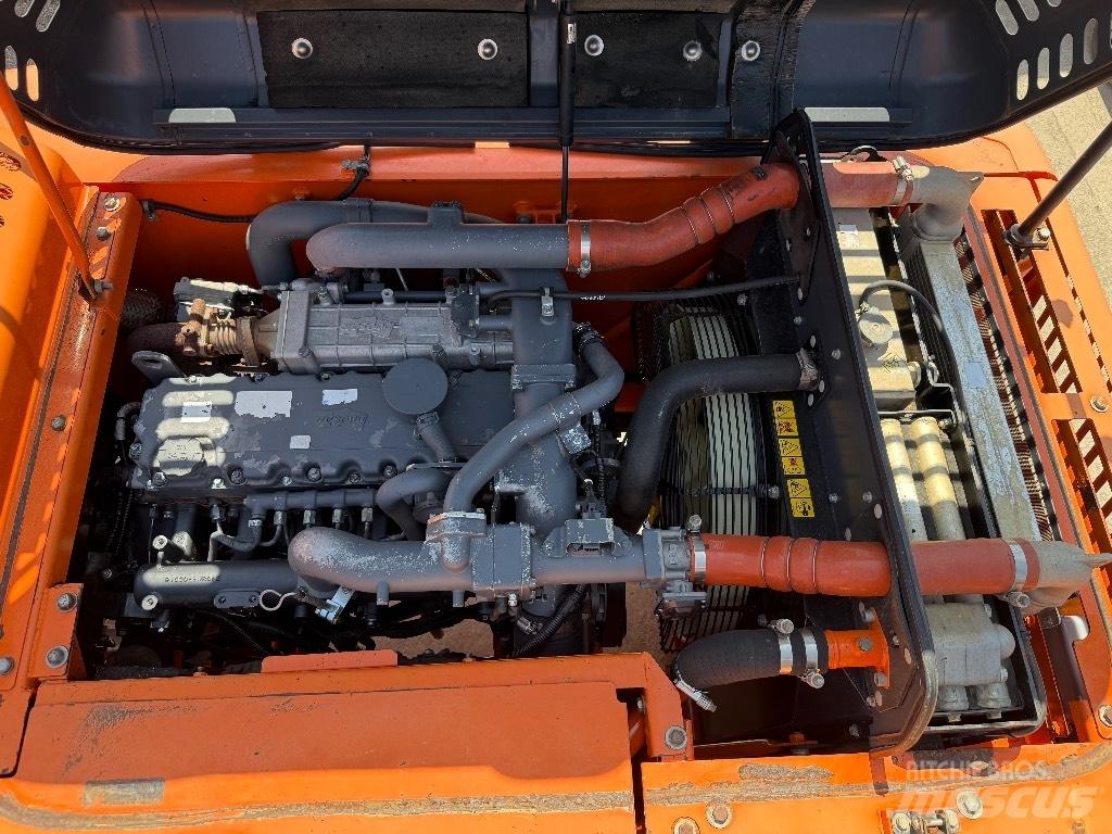  Dossan DX 225LC 3 Raupenbagger