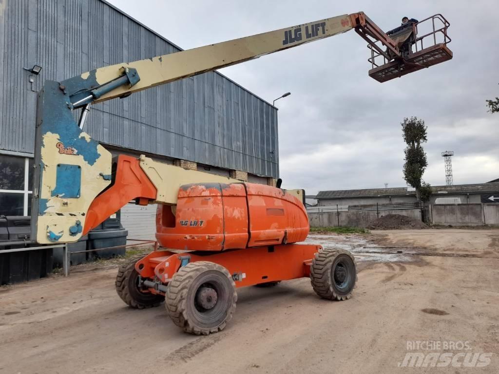 JLG 800 AJ Teleskopbühnen