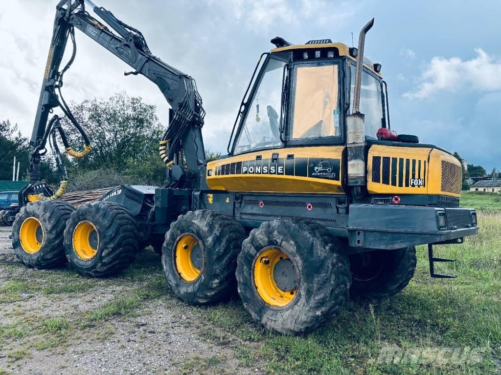 Ponsse fox Harvester