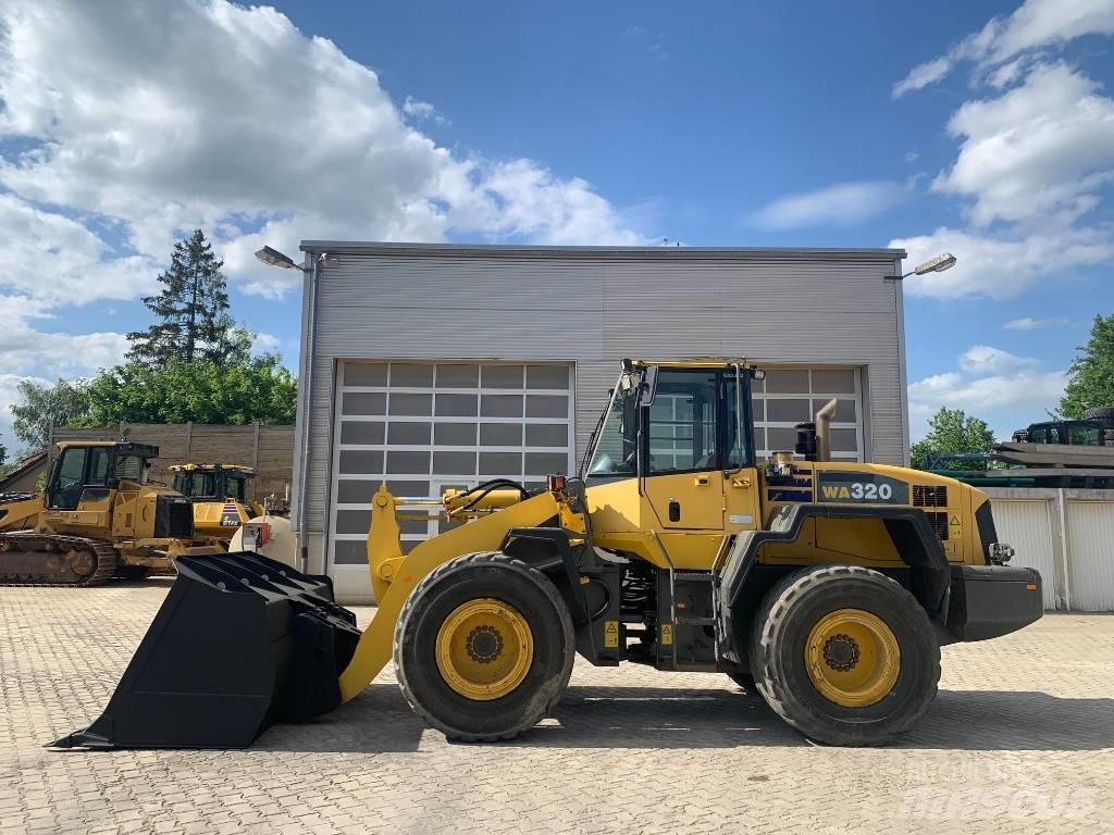 Komatsu WA 320-5H Radlader