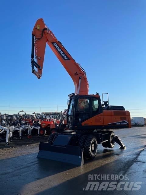 Doosan DX210W-7 Mobilbagger