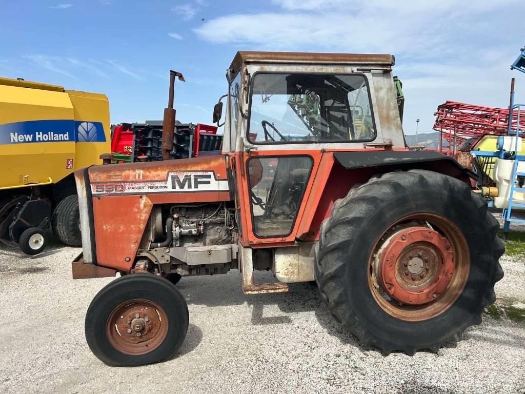 Massey Ferguson 590 Traktoren