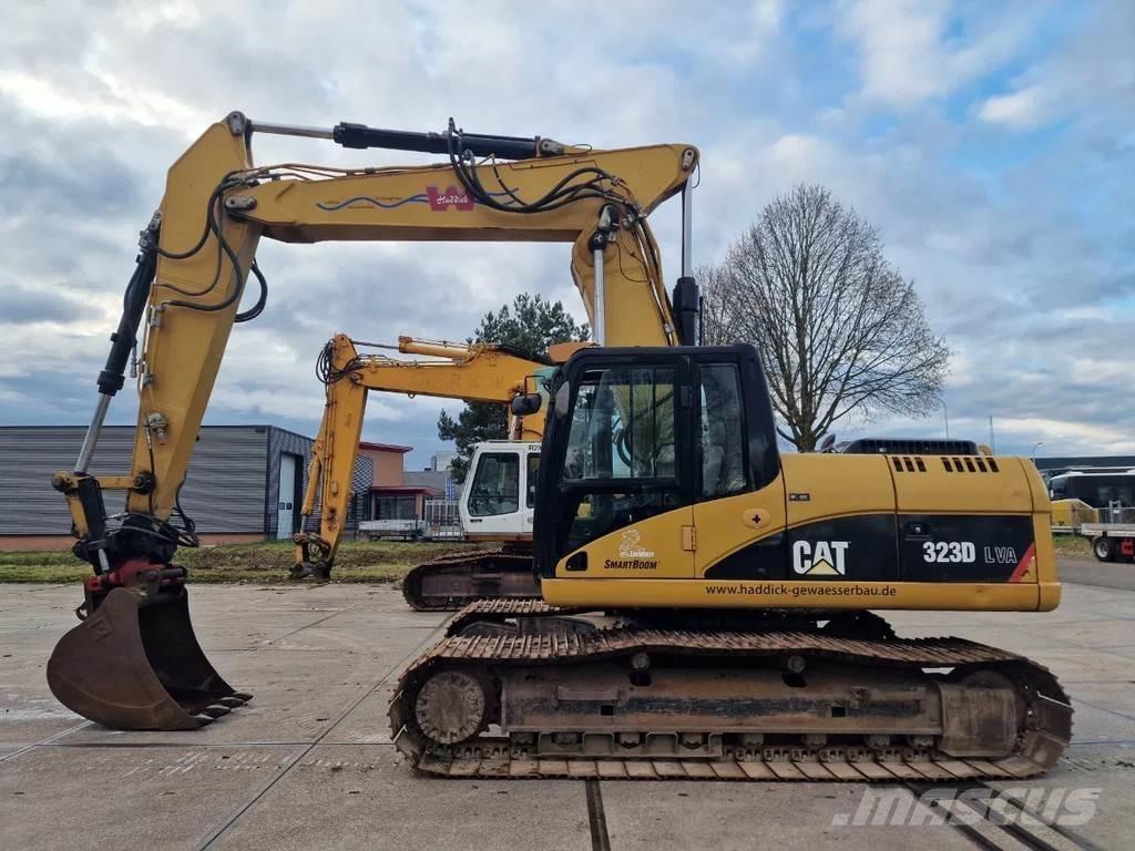 CAT 323d Raupenbagger