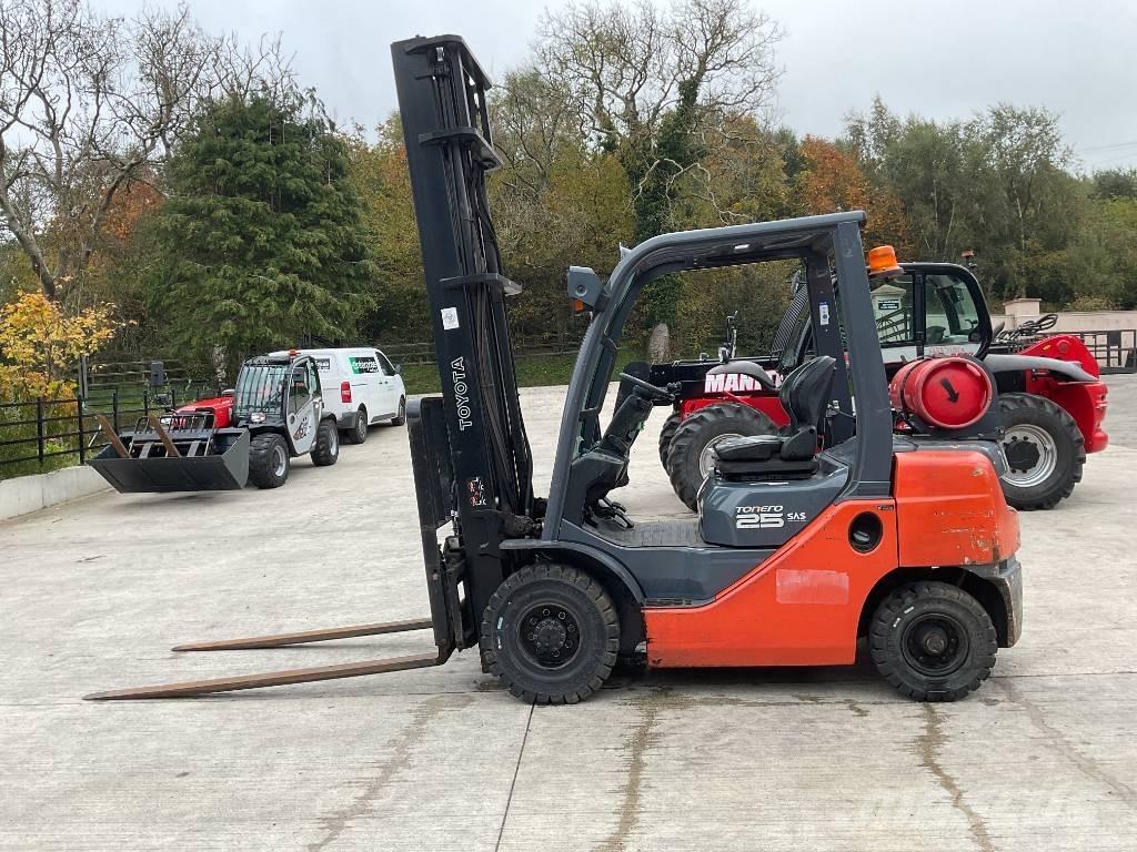Toyota 02-8 FGF 25 LPG heftrucks