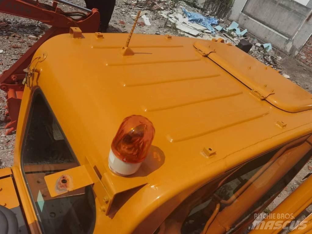 Hyundai R215VS Raupenbagger