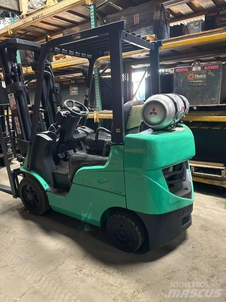 Mitsubishi FGC25N Heftrucks overige