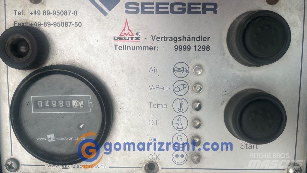 JLG Liftlux 260-25 Scheren-Arbeitsbühnen