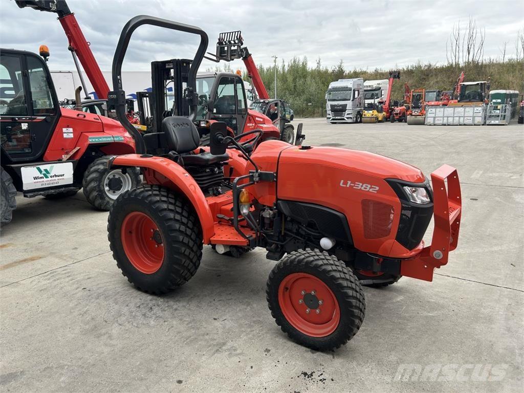 Kubota L1-382 (7325) Compact tractors