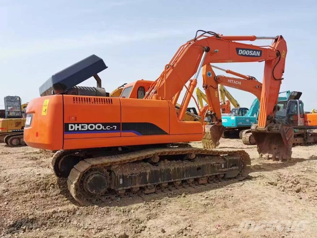 Doosan DH300LC-7 Raupenbagger