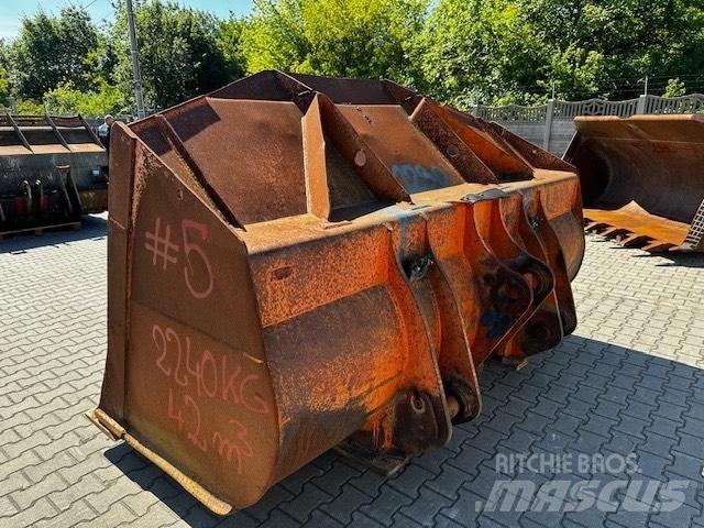 Hitachi LX 290 Schaufeln