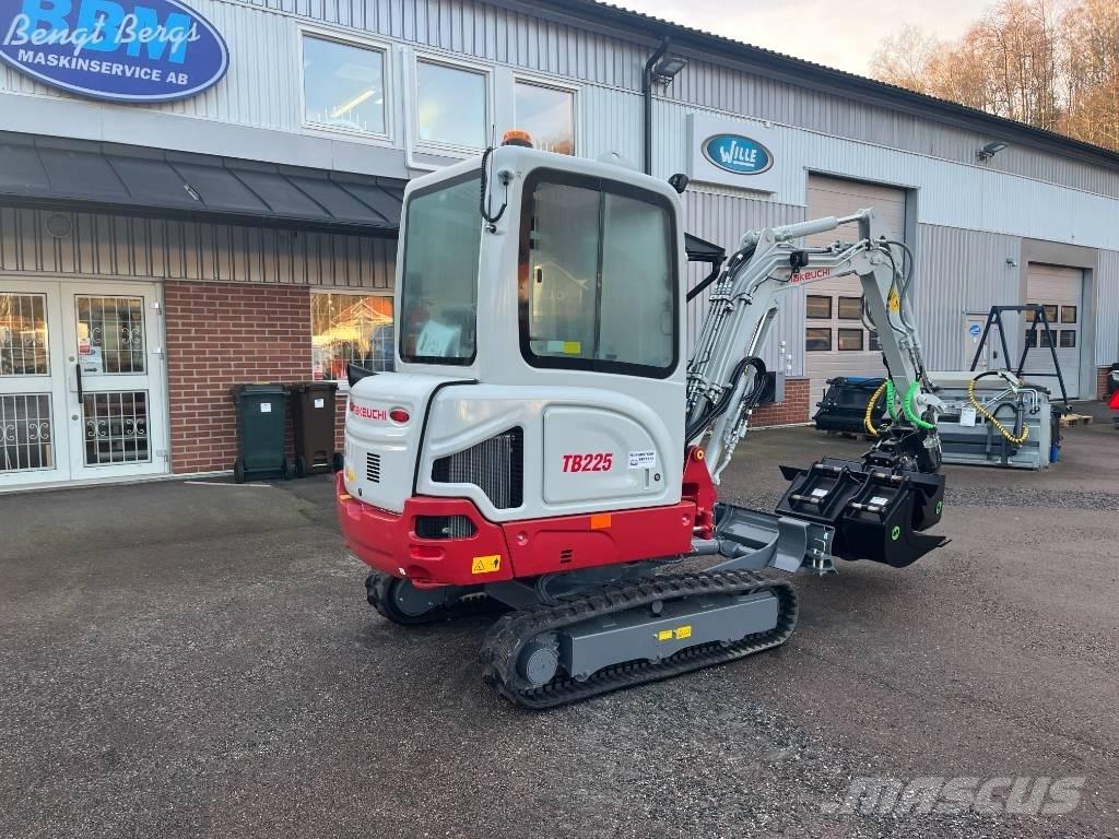 Takeuchi TB 225 Minibagger < 7t