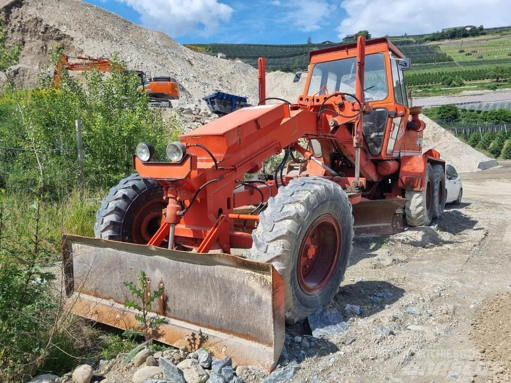 O&K G12 Grader