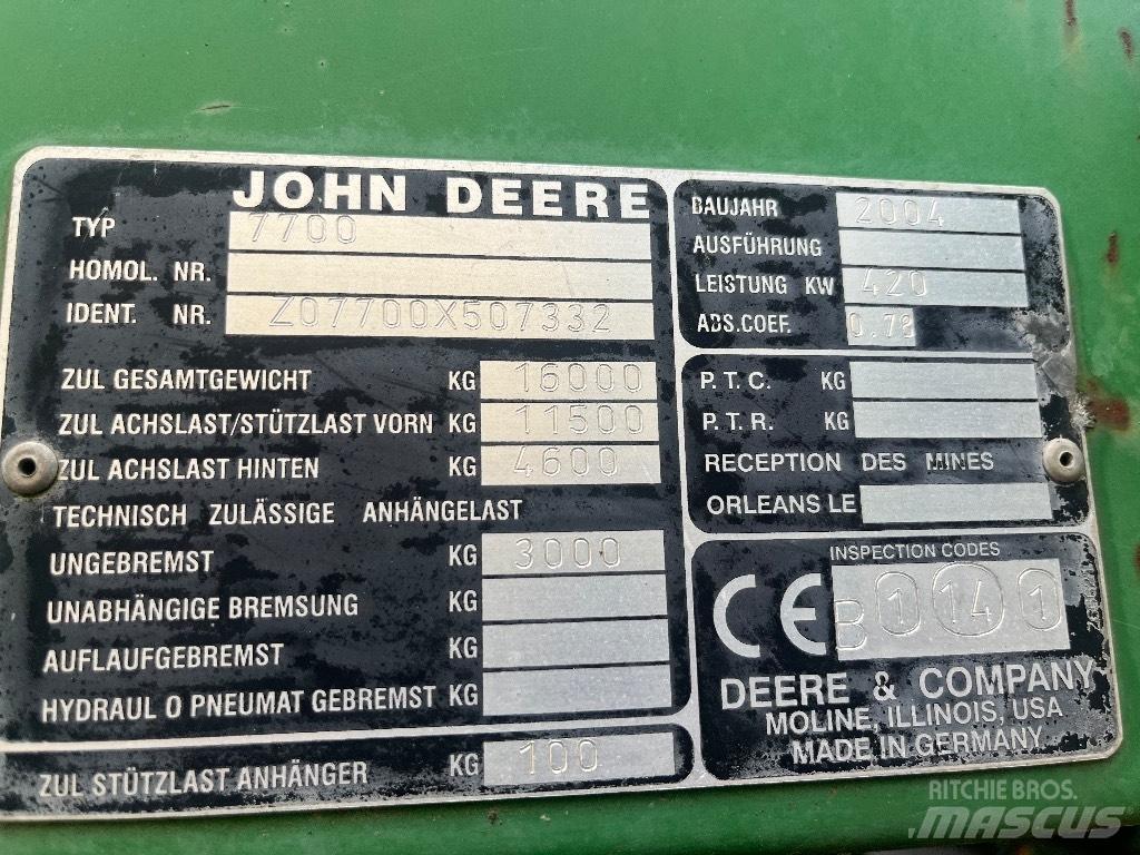 John Deere 7700 Selbstfahrende Häcksler