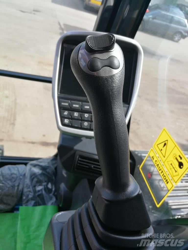 Hyundai HX140LC Raupenbagger