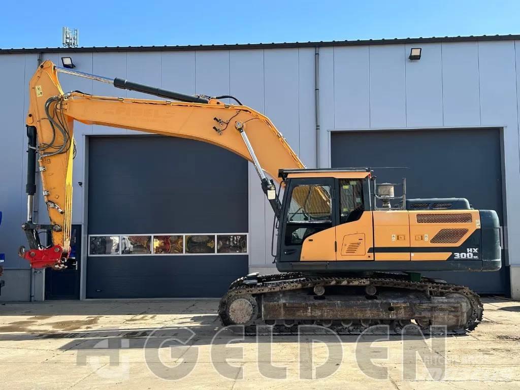 Hyundai HX300NL Raupenbagger