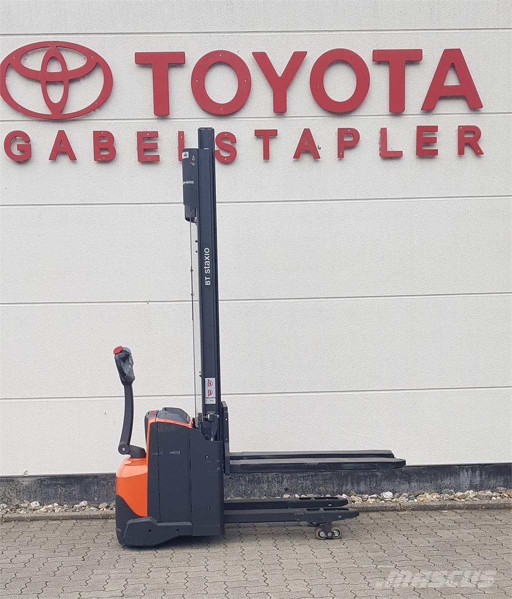 Toyota SWE120L Zelfrijdende stapelaars