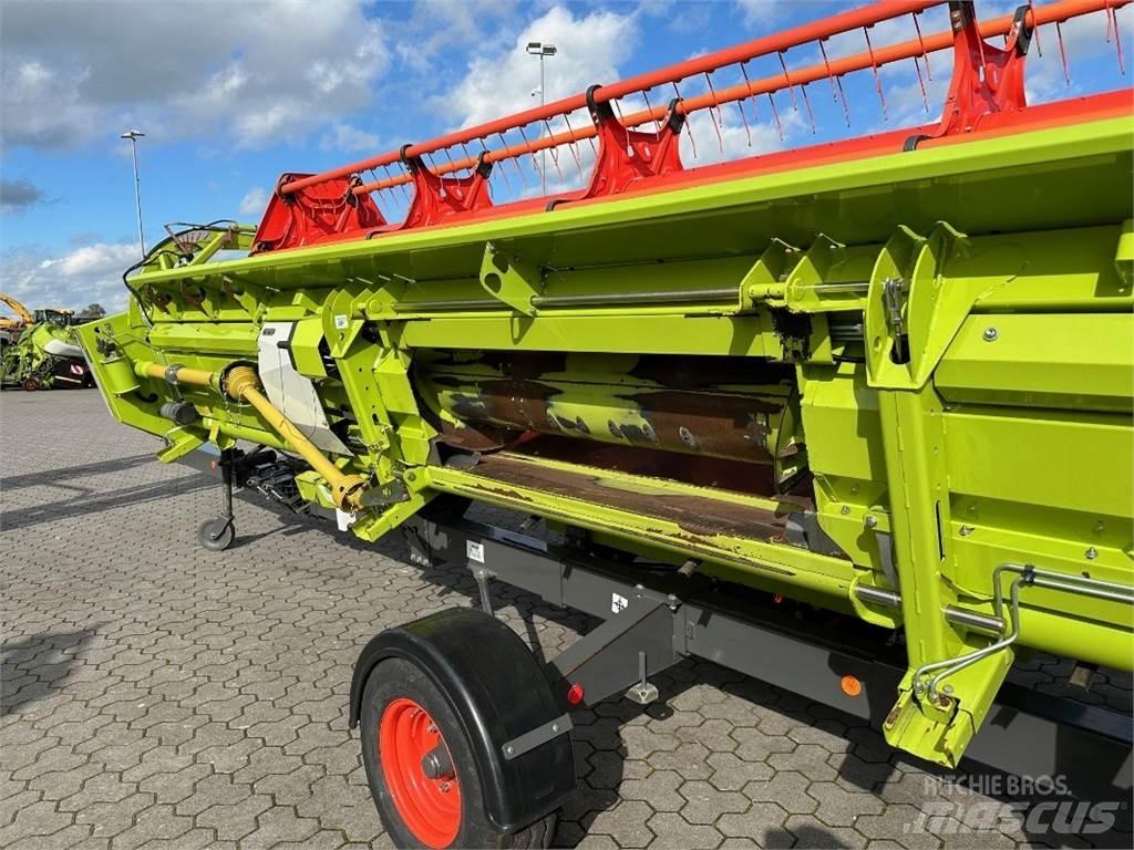 CLAAS Lexion 6800 Mähdrescher