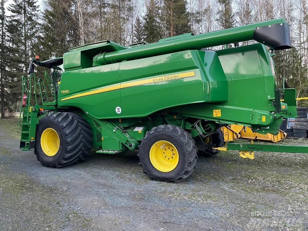 John Deere T 560 i Mähdrescher
