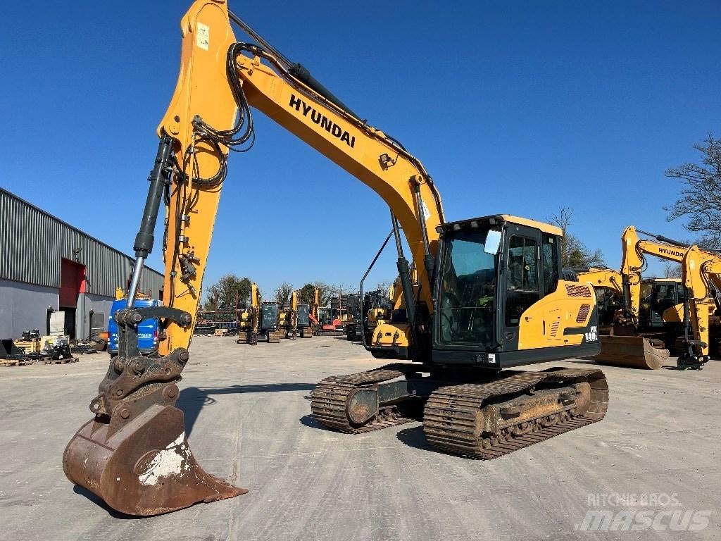 Hyundai HX140L Raupenbagger