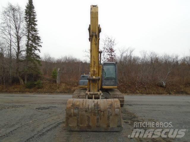 New Holland E 215 Raupenbagger