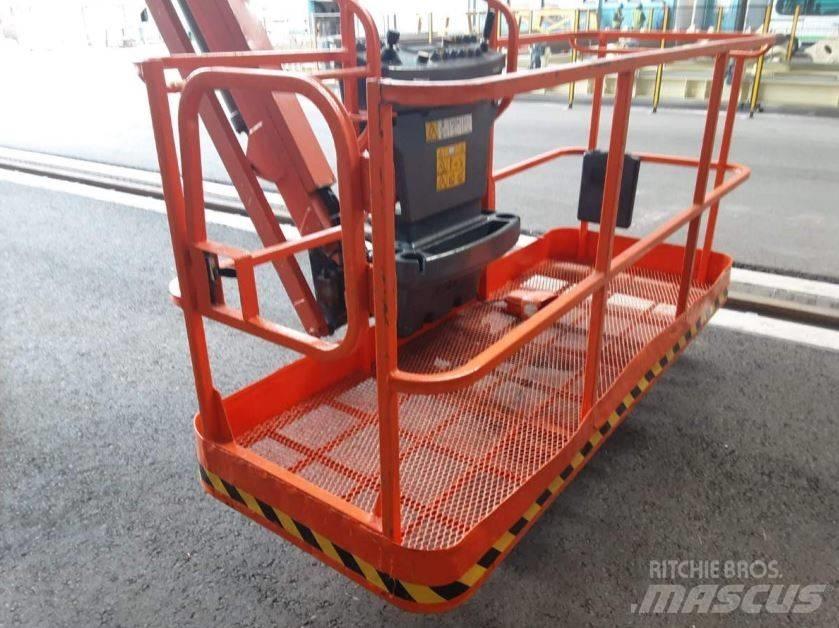 JLG 860 SJ Teleskopbühnen