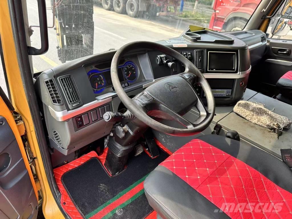 Sany STC1000T Kranen voor alle terreinen