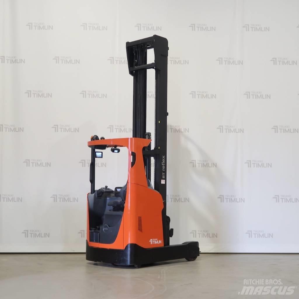 Toyota RRE200HC Schubmaststapler