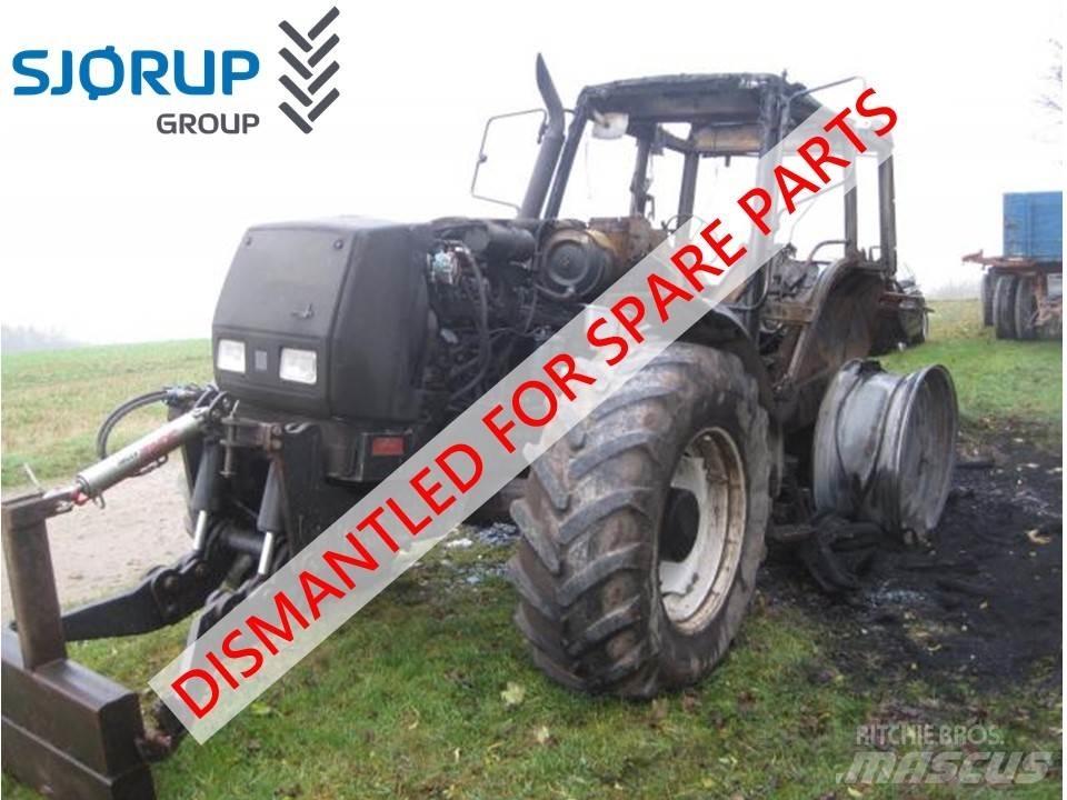 Valtra 8550 Traktoren