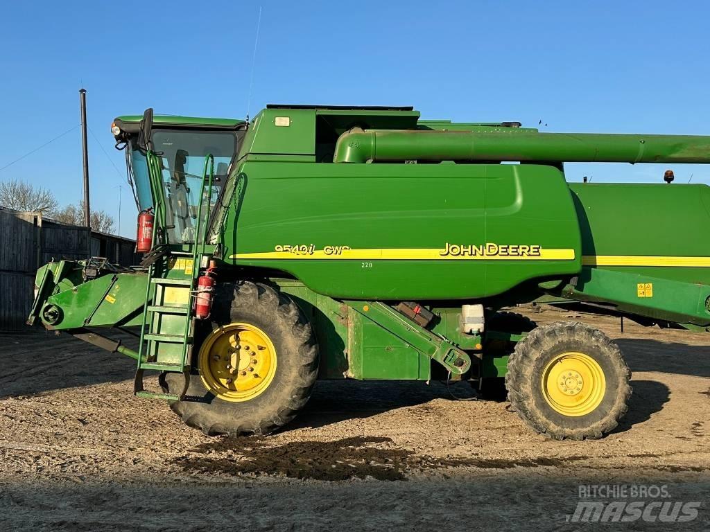 John Deere 9540 CWS Mähdrescher