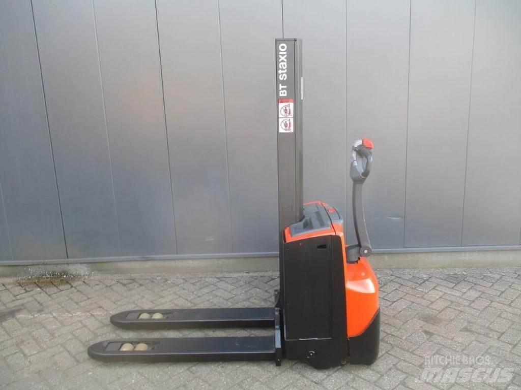 BT SWE 080L Deichselstapler