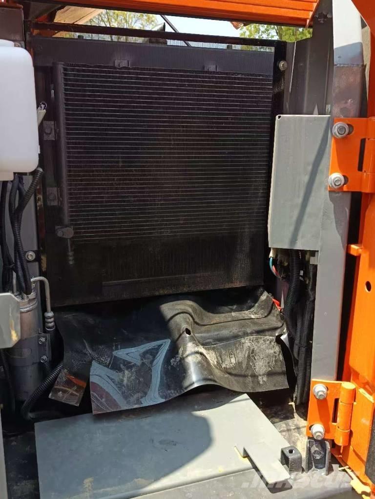 Hitachi ZX 70 Midibagger  7t - 12t