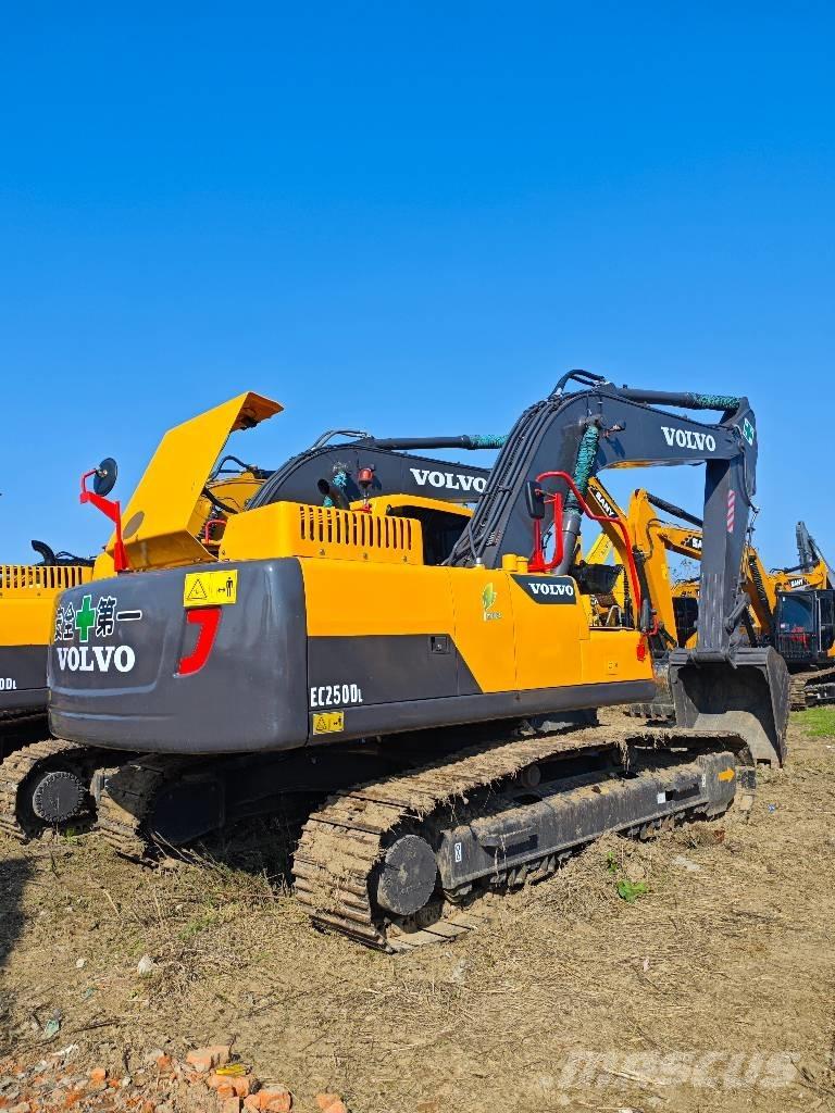 Volvo EC 250 D L Raupenbagger