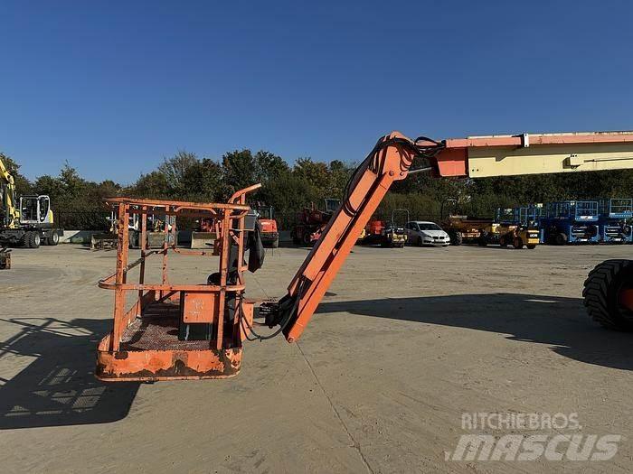 JLG 800AJ Gelenkteleskoparbeitsbühnen