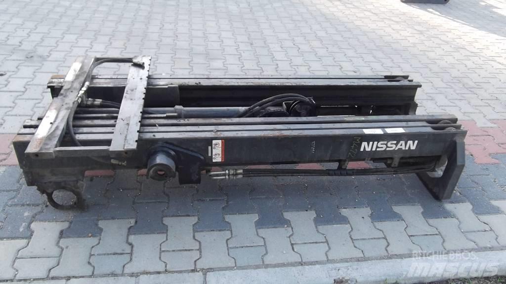 Nissan FB18 M-0472 Masten