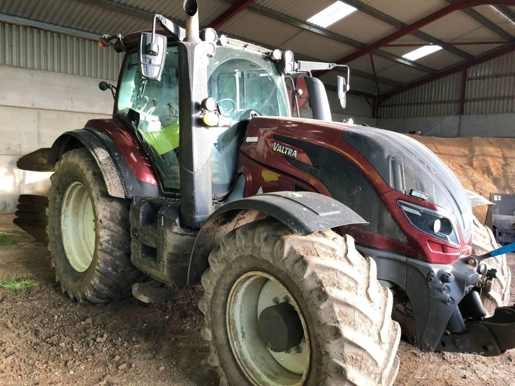 Valtra T174EA Traktoren