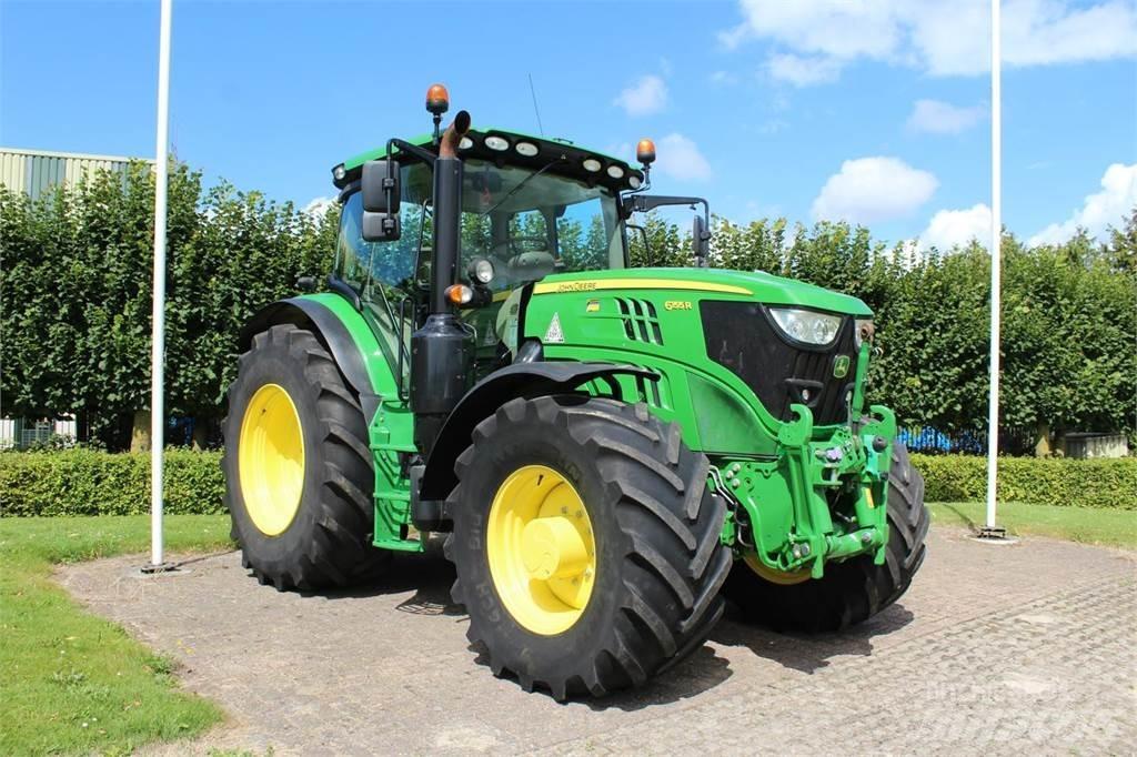 John Deere 6155R Traktoren