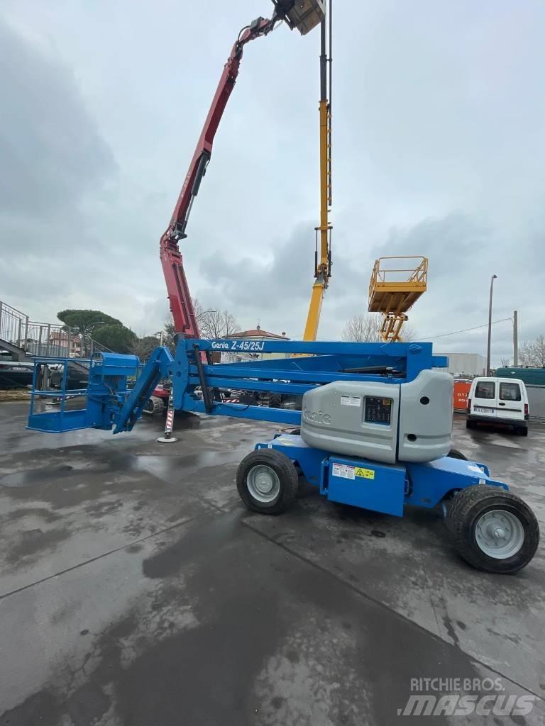 Genie Z 45/25 BI Gelenkteleskoparbeitsbühnen