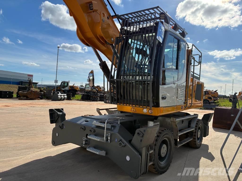 Liebherr LH 30 M Materialumschlag