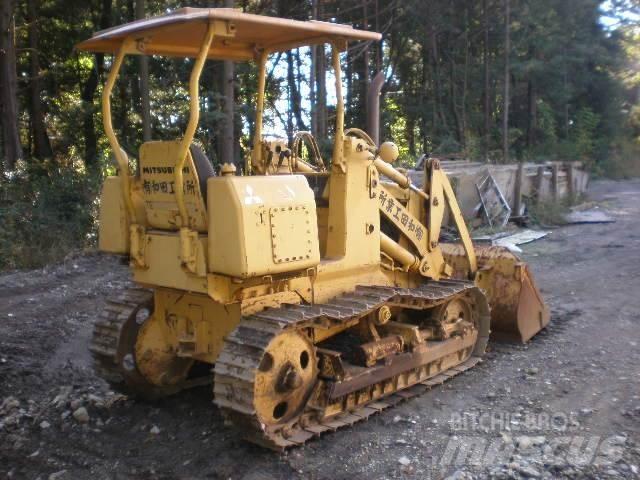 Mitsubishi BS3F Bulldozer