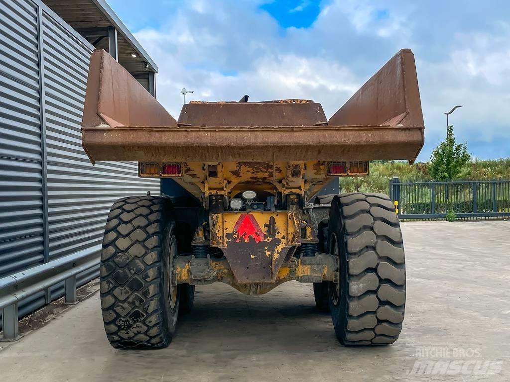 Volvo A25F Dumper - Knickgelenk
