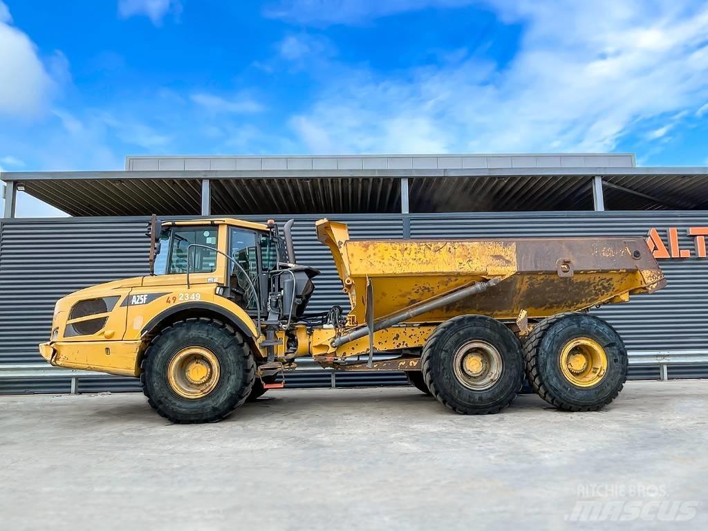 Volvo A25F Dumper - Knickgelenk