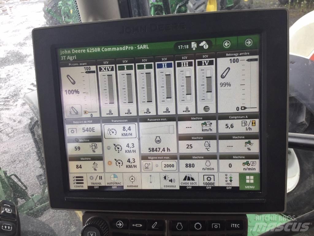 John Deere 6250R Traktoren