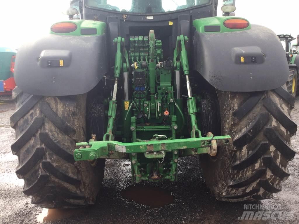 John Deere 6250R Traktoren