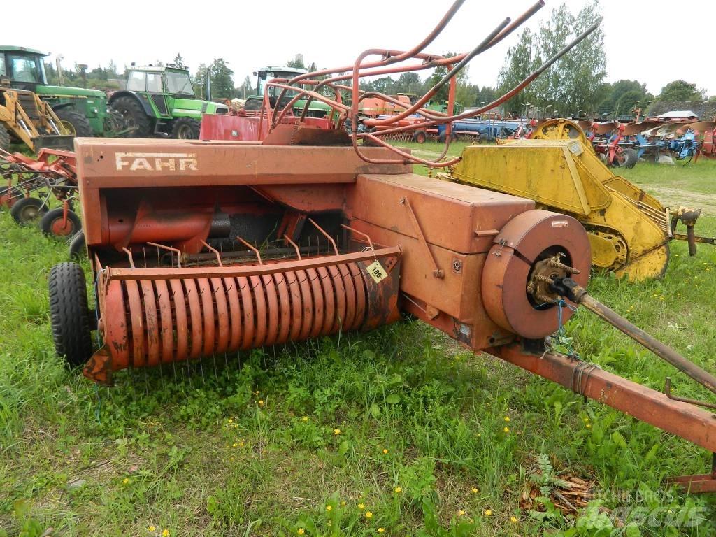 Deutz-Fahr HD300 Quaderpressen