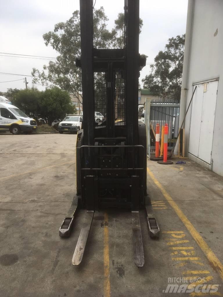 Hyster N35ZDR Schubmaststapler