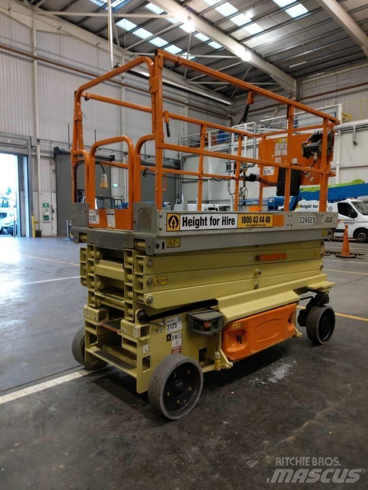 JLG ES 3246 Scheren-Arbeitsbühnen