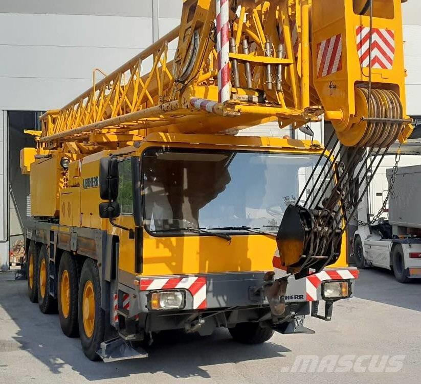 Liebherr 1070/1 Kranen voor alle terreinen