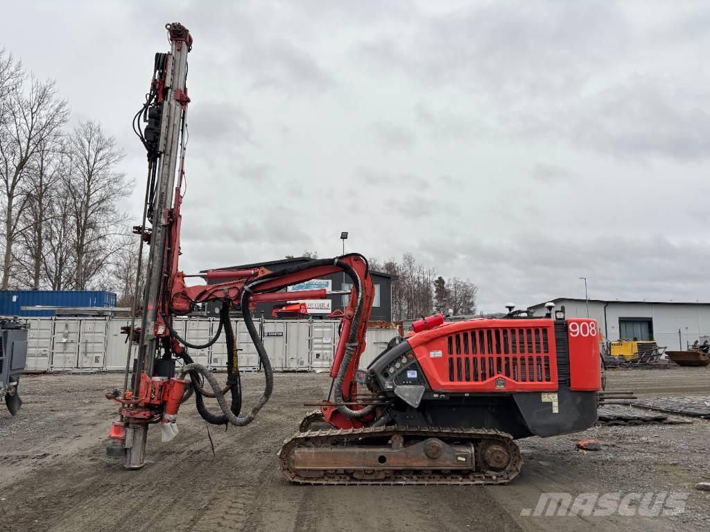 Sandvik Dino DC400Ri Oberflächenbohrgeräte