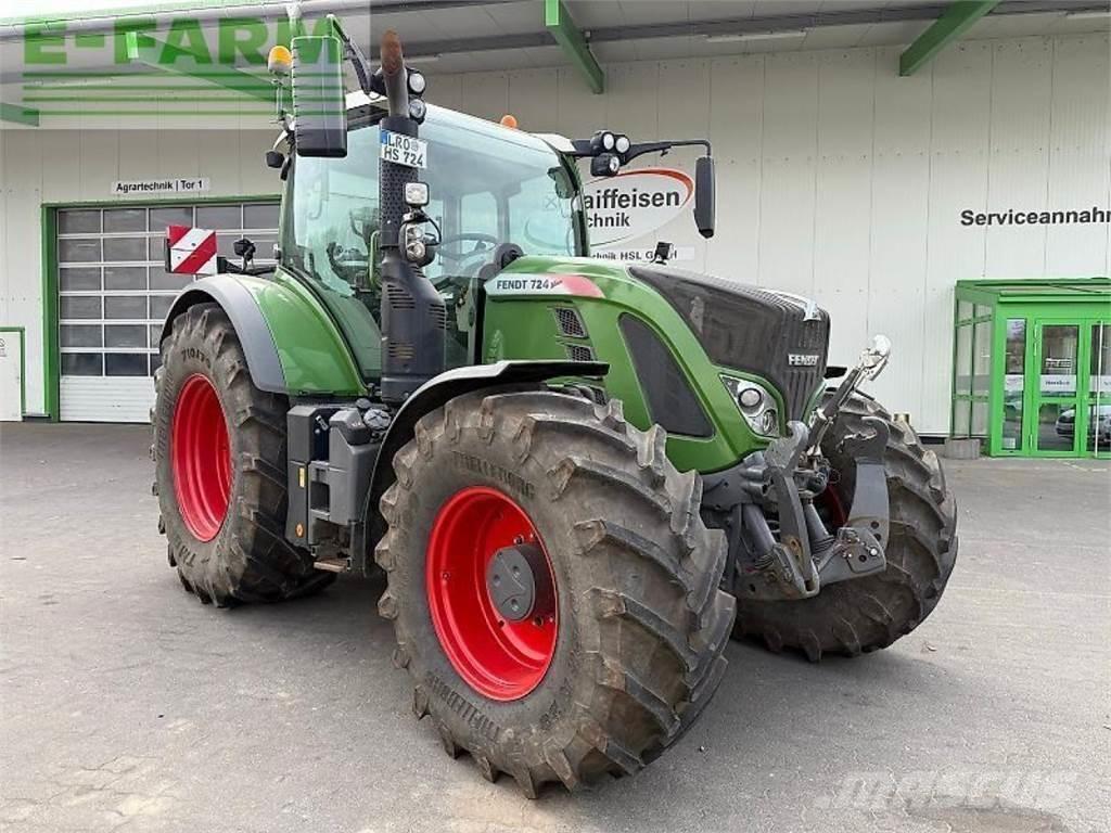 Fendt 724 vario s4 Traktoren